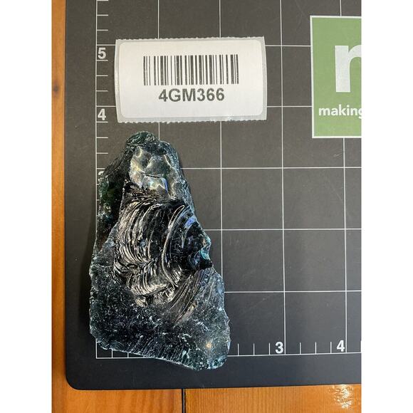 Emerald Green Layered Art Glass Cullet Glowing Manganese Slag Glass #4GM366 - Picture 7 of 7